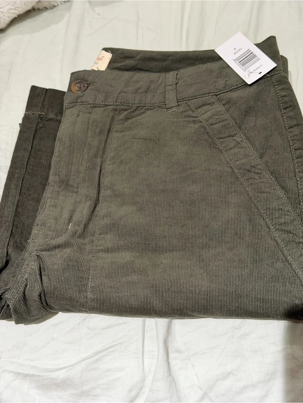 Weatherproof Women's Olive Corduroy Straight-Leg Jeans
